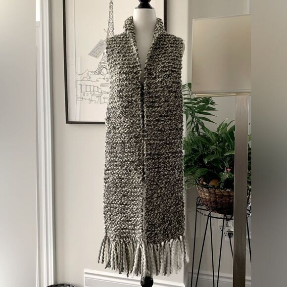 🧶Wool Blend Scarf Unisex Grey and White - Picture 4 of 8